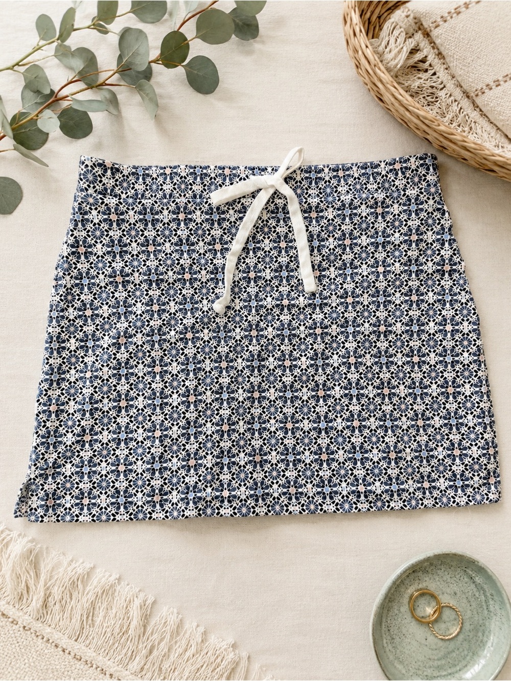 LOFT Outlet Blue White Geometric Print Cotton Mini Skirt Women’s Medium